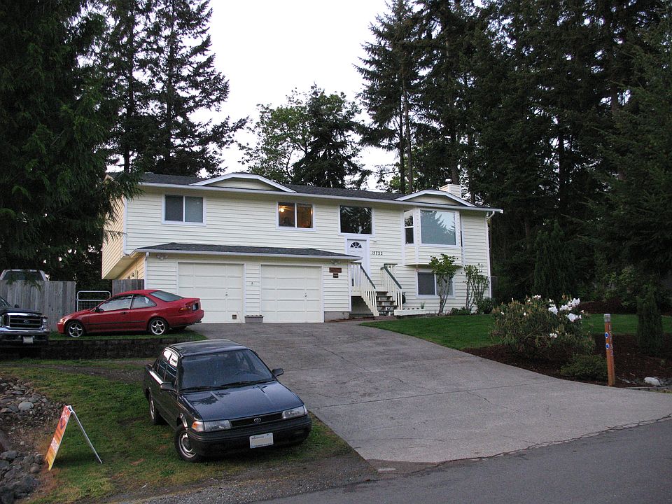 Auburn House Front