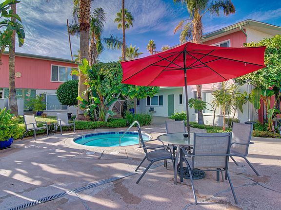 5th image of 650 E Palm Canyon Dr #6