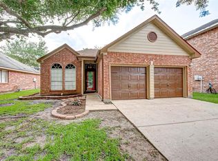 596 Sycamore Dr, Conroe, TX 77302