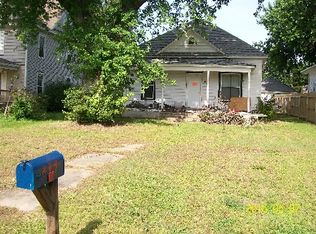 617 S Jefferson Ave, Wellington, KS 67152