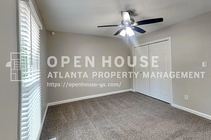 66 Freestone Ln — Photo 13