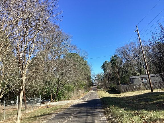 5th image of 16875 Lakeway Cir