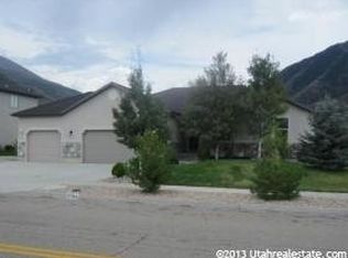2704 E Canyon Crest Dr, Spanish Fork, UT 84660