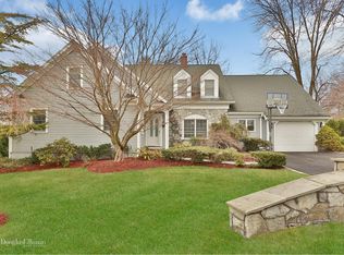 88 Darling Ave, New Rochelle, NY 10804