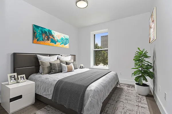 Rented by REAL New York | media 17