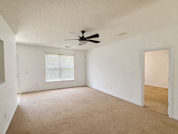4th image of 3813 Maribeau Woods Dr