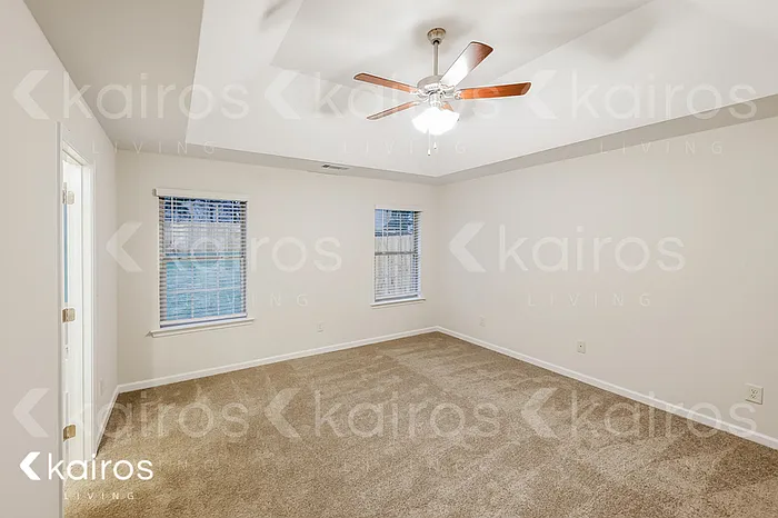 147 Nottingham Way — Photo 8