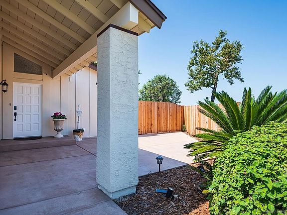 3rd image of 5356 Montego Pl