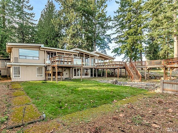4th image of 4621 Holly Ln NW