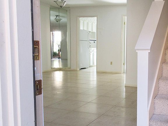 Thru Front Door to Kitchen