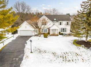 23 Hadley Ct, Pittsford, NY 14534