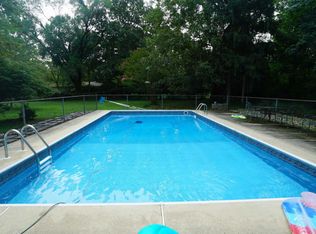 40 Beechwood Rd #2, Lincroft, NJ 07738