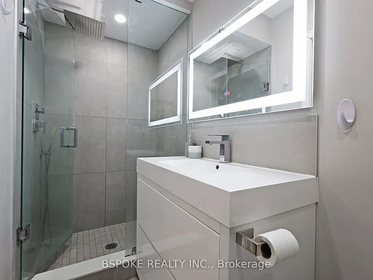 707 Mortimer Ave #BASEMENT — Photo 11