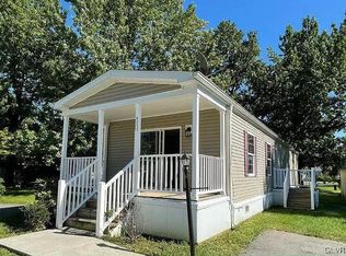 8711 Breinig Run Cir, Breinigsville, PA 18031