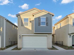 112 Village Walk Way, Ramona, CA 92065
