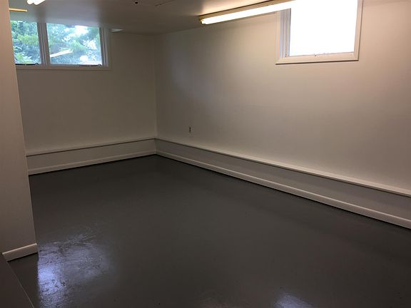 5th image of 1006 Dogwood Dr