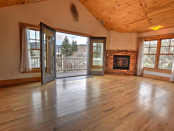 Living Room & Deck