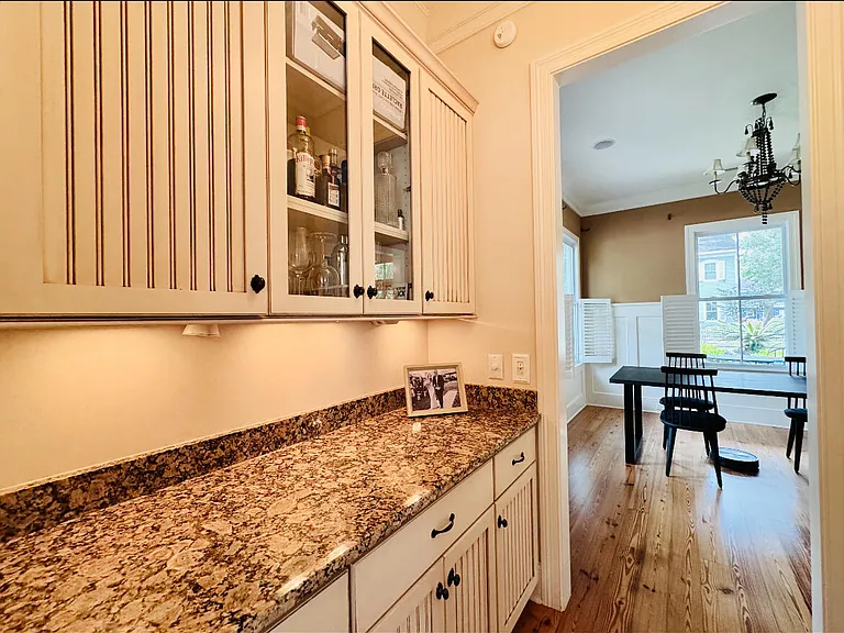 102 Wrigley Blvd — Photo 6