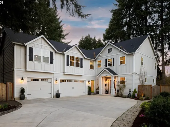 1734 8th Ave, West Linn, OR 97068