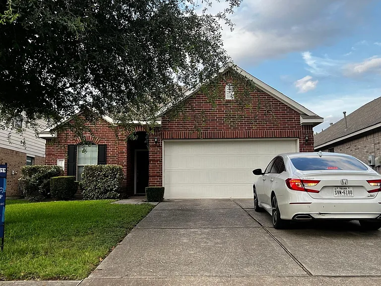 23706 Red Glade Ct — Photo 1