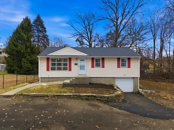 239 Dana Ave, Worcester, MA 01604