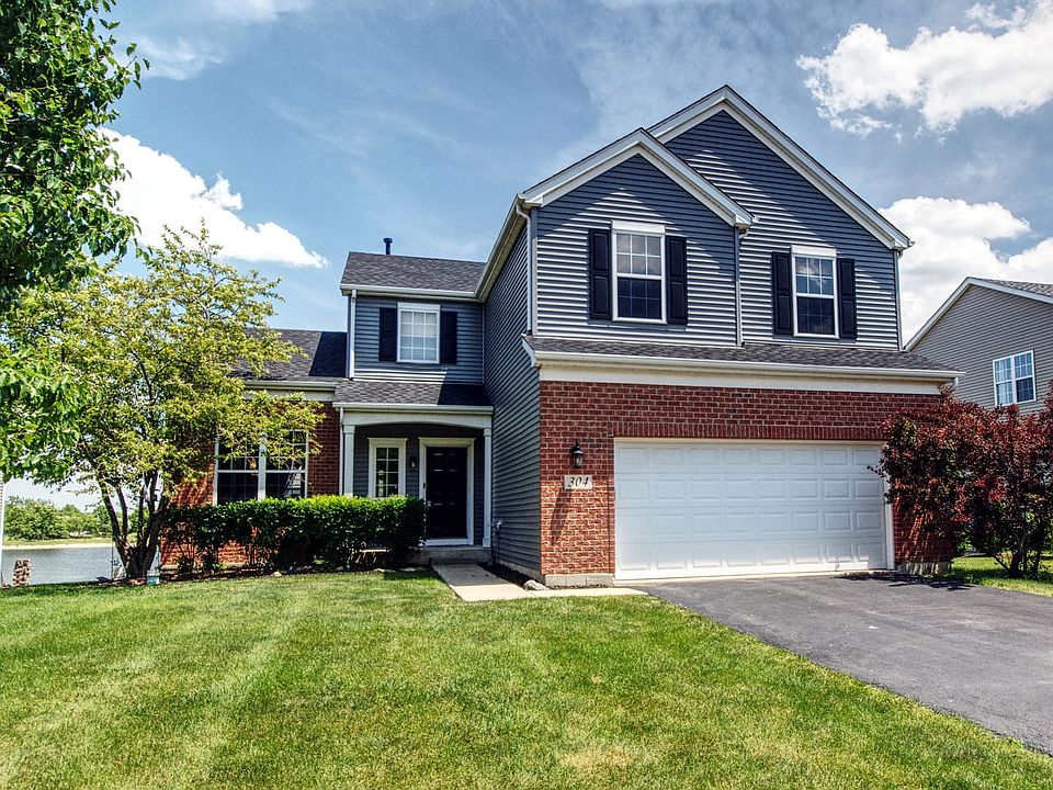 1st image of 304 Meadow Lakes Dr