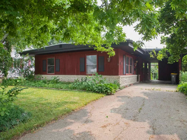 2416 10th Ave, Monroe, WI 53566