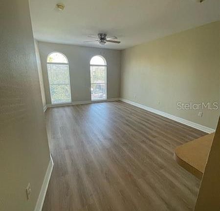 4th image of 2902 N Orange Ave #618