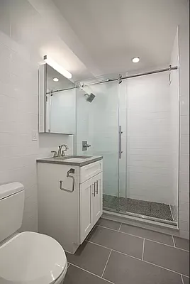 Rented by REAL New York | media 18