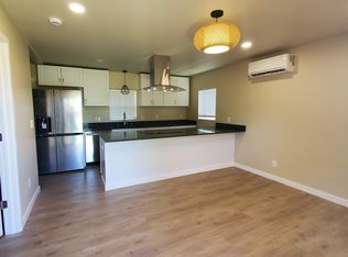 319 NW B St, College Place, WA 99324