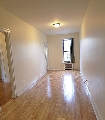 3rd image of 11-44 44th Dr #3-9
