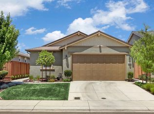 1047 Camborne Dr, Manteca, CA