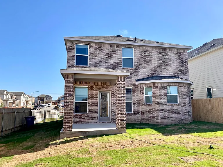 4701 Cobalt Ln — Photo 15