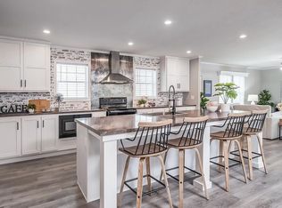 498 Red Pine Way, Monroe, MI 48161