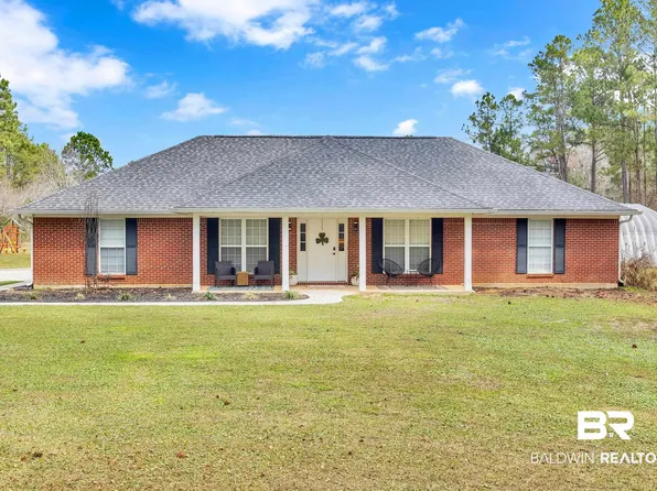 11056 Deerfoot Ln, Elberta, AL 36530