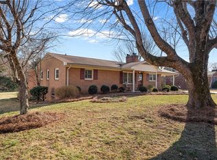 1343 Bethania Rural Hall Rd, Winston Salem, NC 27106