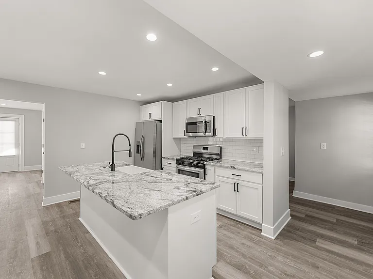 37386 Detroit Rd — Photo 9