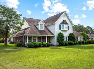 107 Pebble Beach Dr, Eufaula, AL 36027