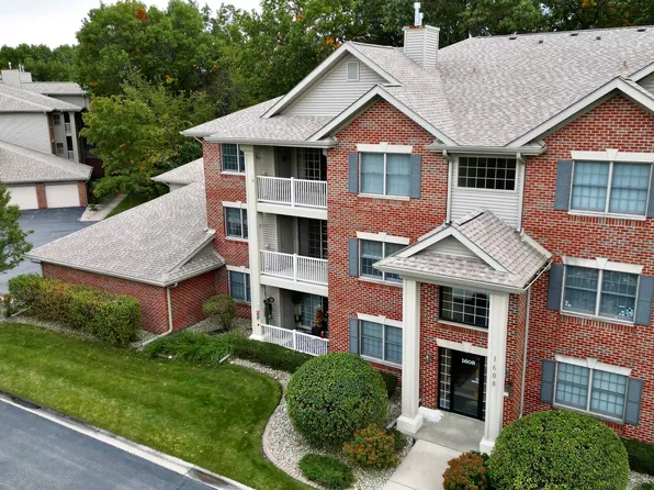 1608 White Oak Cir Unit 2-A, Munster, IN 46321