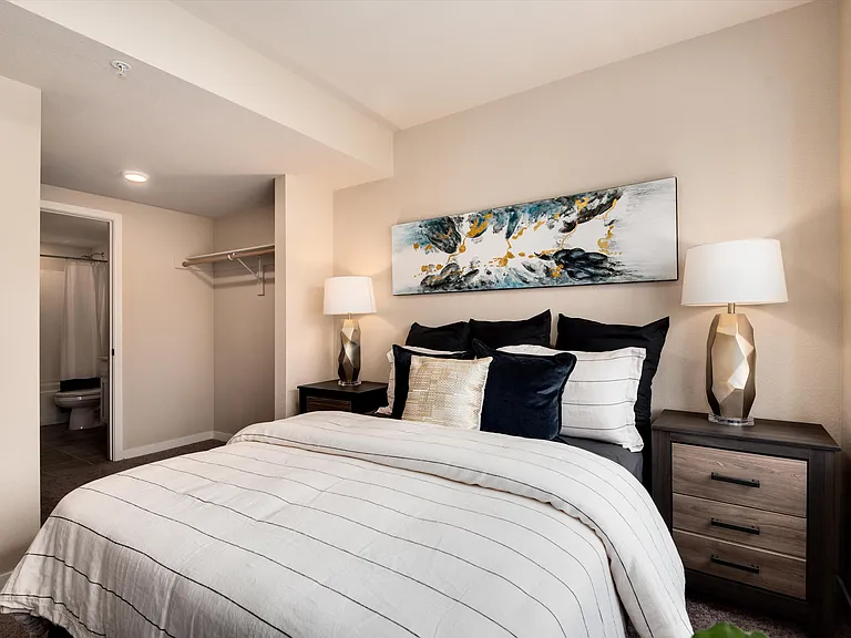WestEdge Apartments — Photo 44