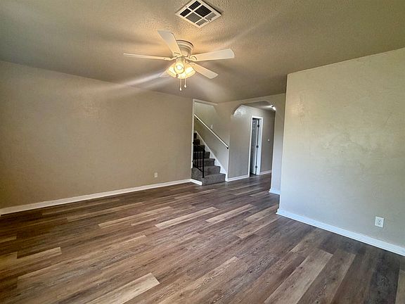 3rd image of 1814 E Cypress Ave