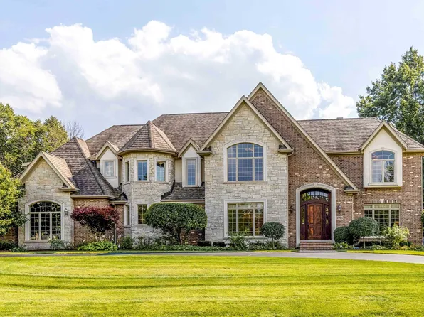 3995 Orchard Ln, Long Grove, IL 60047
