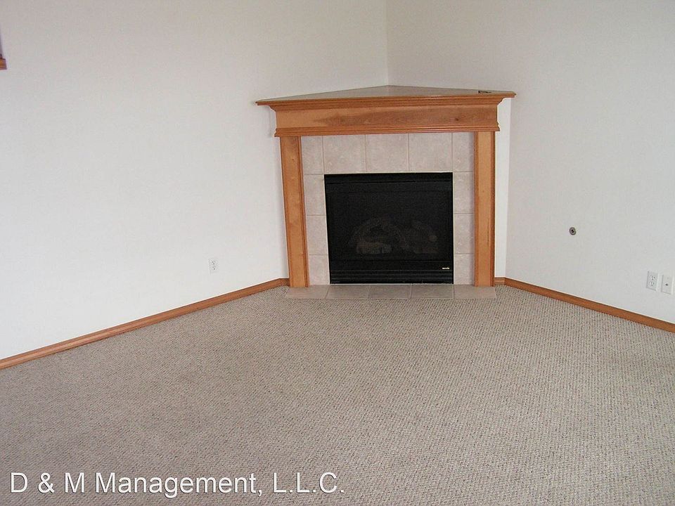 2nd image of 731 N Silkwood Dr
