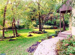 33 Donegal Ct, Newark, DE 19711