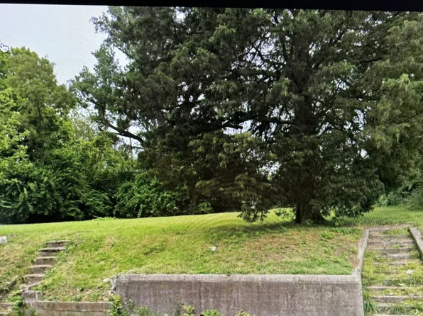 2733 N Dearborn St, Indianapolis, IN 46218