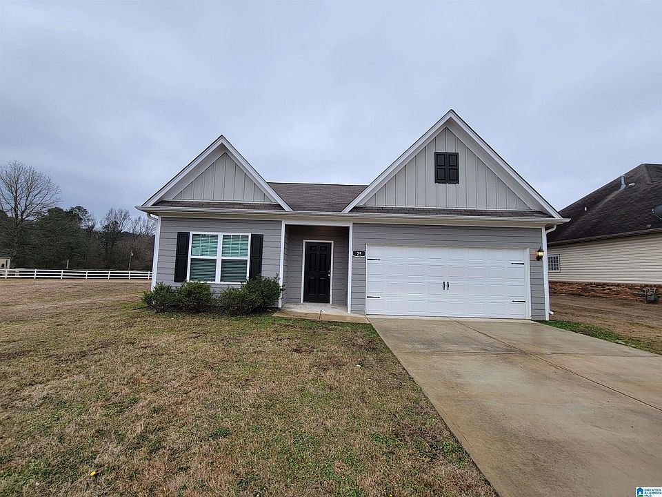 1st image of 25 Smith Glen Dr