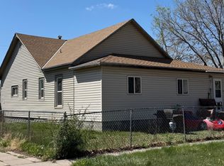 402 S Bailey Ave, North Platte, NE 69101