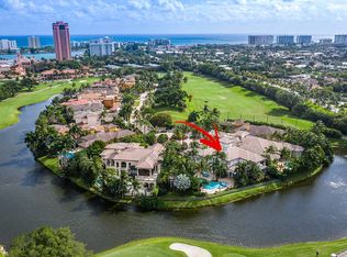 313 SE 9th Ln, Boca Raton, FL 33432