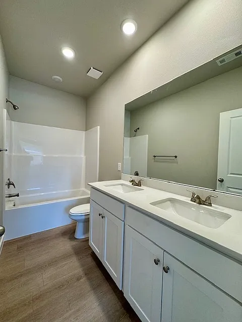 1905 SW Poigai Ct - 1 — Photo 4