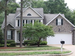 620 Cresstar Dr, Rolesville, NC 27571
